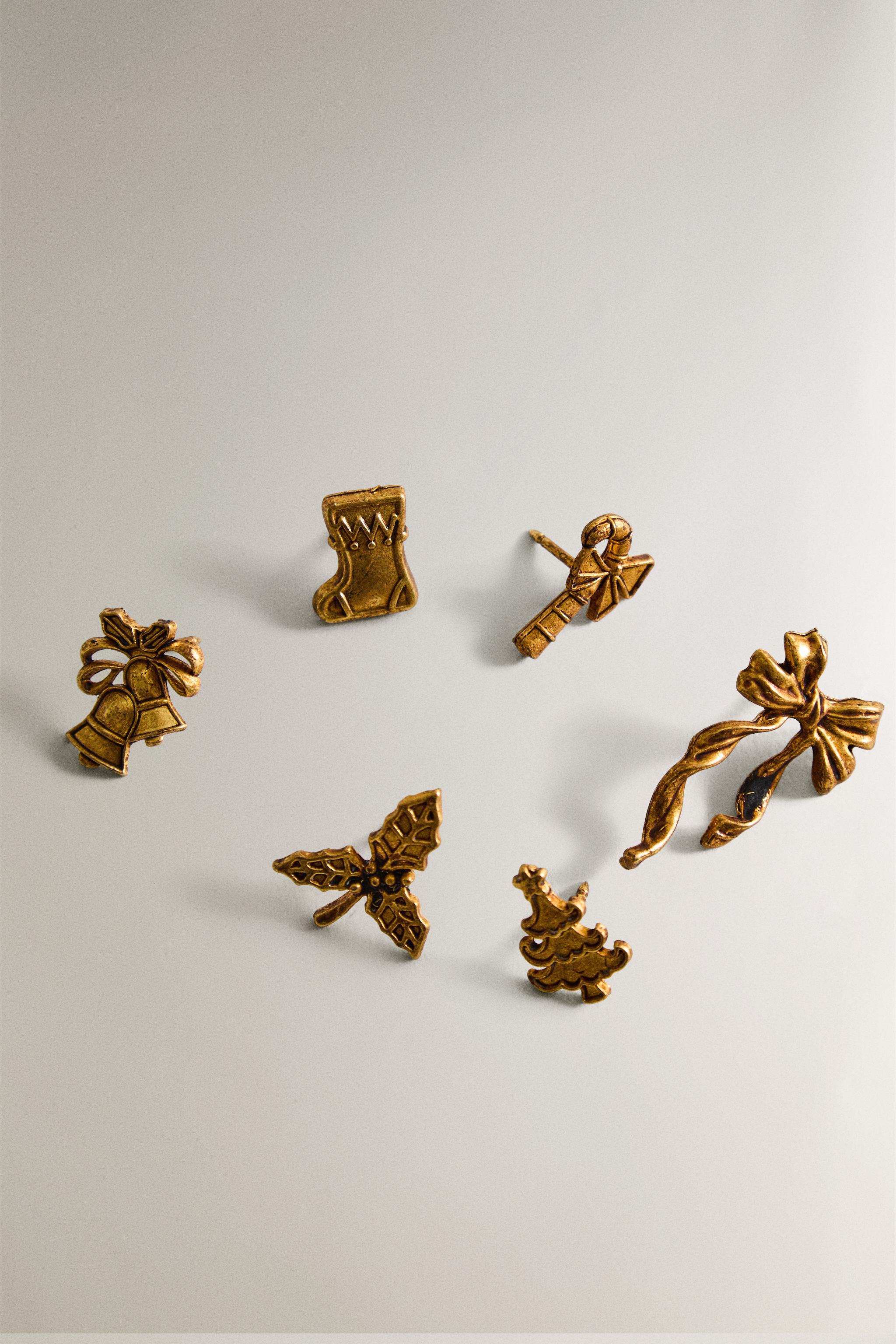 SET OF CHRISTMAS CANDLE PINS (SET OF 6)